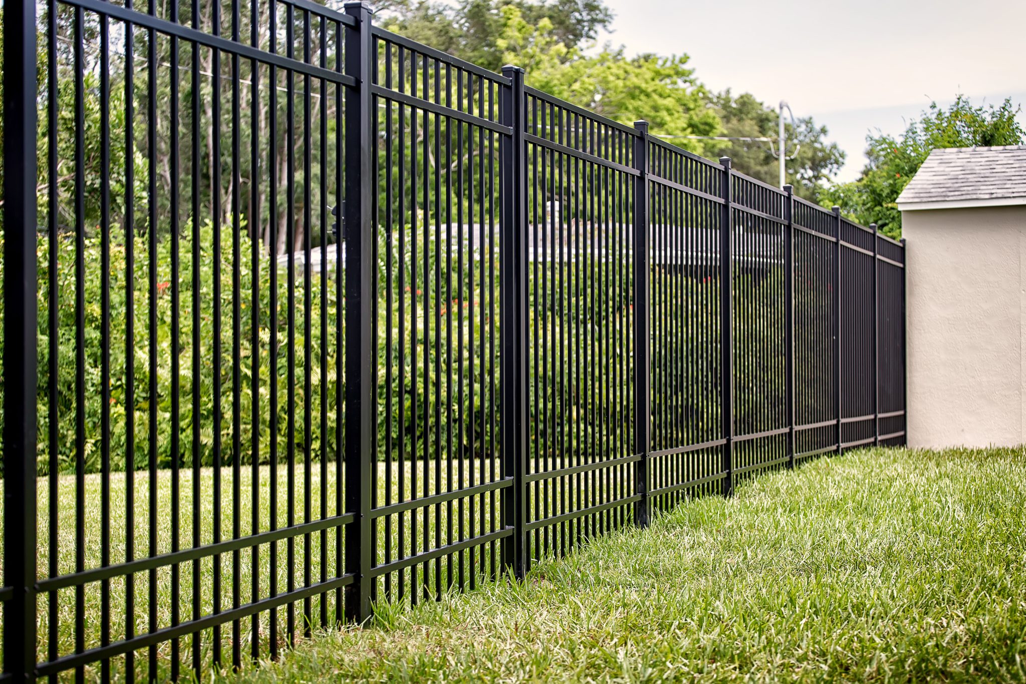 Reasons to Choose an Aluminum Fence