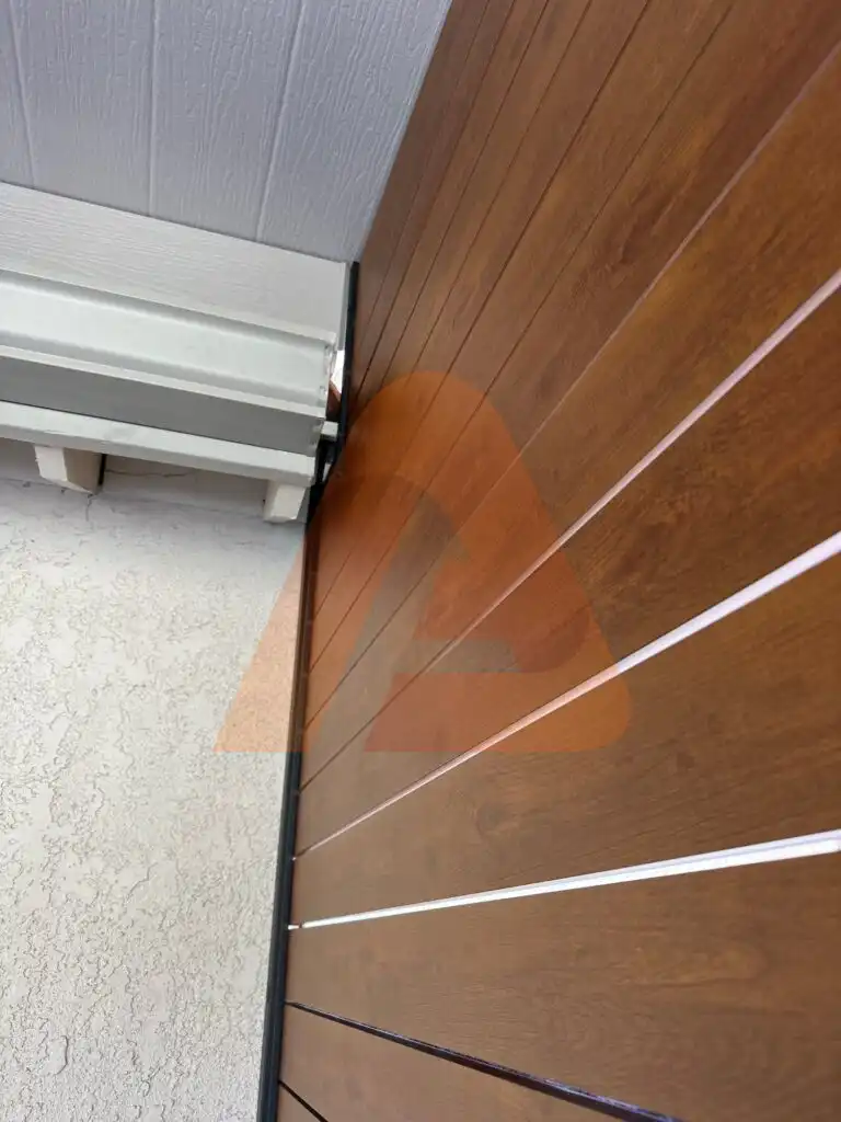 Aluminum Fence Kit Alu40 Woodgrain SLAT 6' x 6' 1/2 GAP