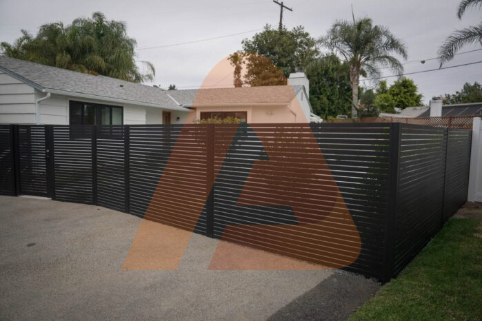 IMG 20250214 WA0031 | H.D Alu20 SLAT Contractor Line 8′ x 5′ Horizontal Fence Frame | Aluglobusfence.com