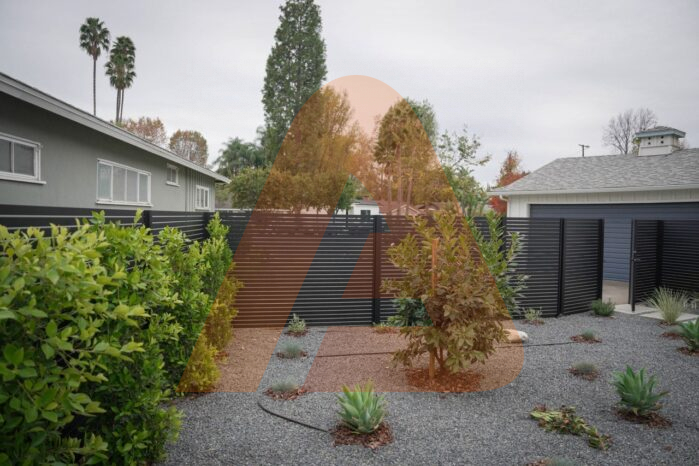 IMG 20250214 WA0036 (1) | H.D Alu20 SLAT Contractor Line 8′ x 5′ Horizontal Fence Frame | Aluglobusfence.com
