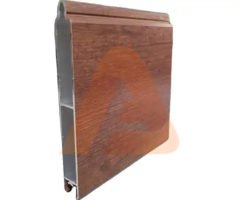 Untitled design (21) | 6.3 ALU50tng 19' TEAK-IPE | Aluglobusfence.com
