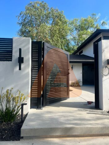 photo 2025 03 02 15.57.38 | ALU15 HORIZONTAL GATE KITS 6' x 6' | Aluglobusfence.com