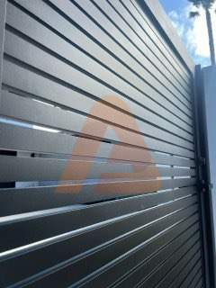 photo 2025 03 02 15.57.39 | ALU15 HORIZONTAL GATE KITS 6' x 6' | Aluglobusfence.com