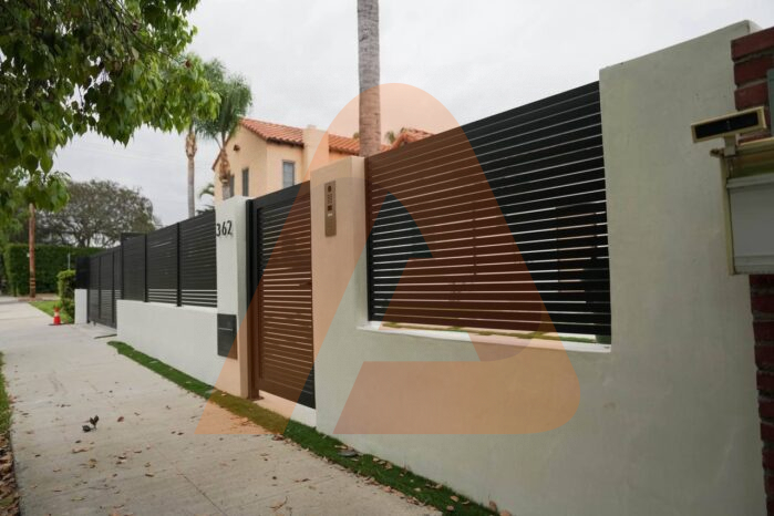photo 2025 03 02 15.57.44 | ALU15 HORIZONTAL GATE KITS 6' x 6' | Aluglobusfence.com