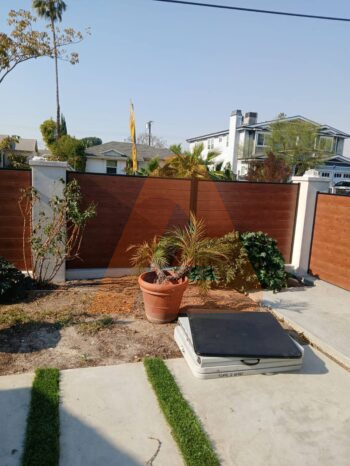 IMG 20250214 WA0019 (1) | H.D Alu60 6.3 Woodgrain SLAT Contractor Line 6' x 5' Fence Panel Frame | Aluglobusfence.com
