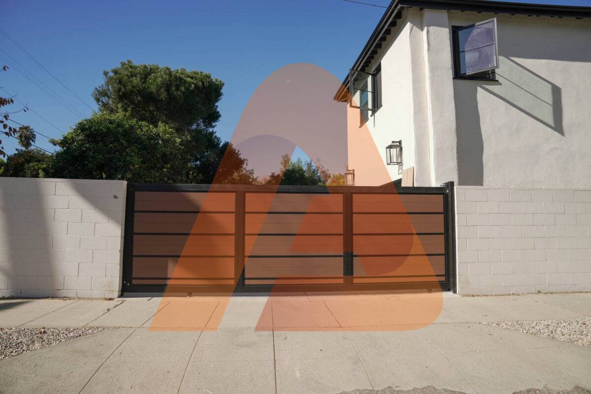 photo 2025 01 11 20.51.19 | Fire-Resistant Aluminum Wood-Like Systems for Gates, Fences, and Wall Toppers | AluGlobus Fence Wholesale #2 | Aluglobusfence.com