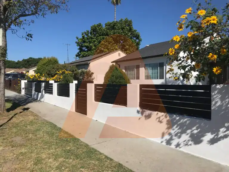 ALU 40 black slat fence installed by Aluglobus Aluminum Systems