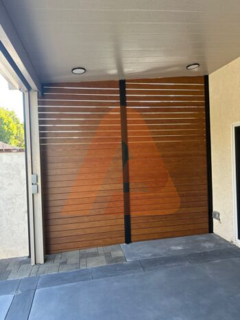 photo 2025 02 14 20.55.13 | H.D Alu40 6.3 WoodGrain SLAT Fence Panel Frame – Heavy-Duty Aluminum Woodgrain Fence Kit (6′ x 4′) | Durable, Low-Maintenance & Stylish Fence Solution | Aluglobusfence.com