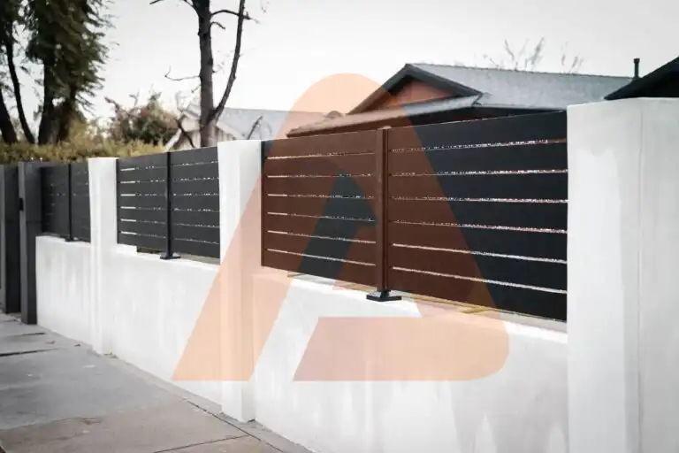 ALU 40 black slat fence installed by Aluglobus Aluminum Systems