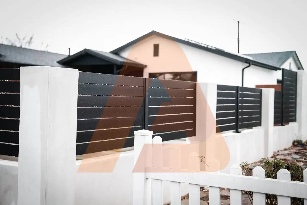 photo 9 2025 02 22 01 05 32 | Premium Wholesale Aluminum Fencing – Built for Contractors & DIY Homeowners | Aluglobusfence.com