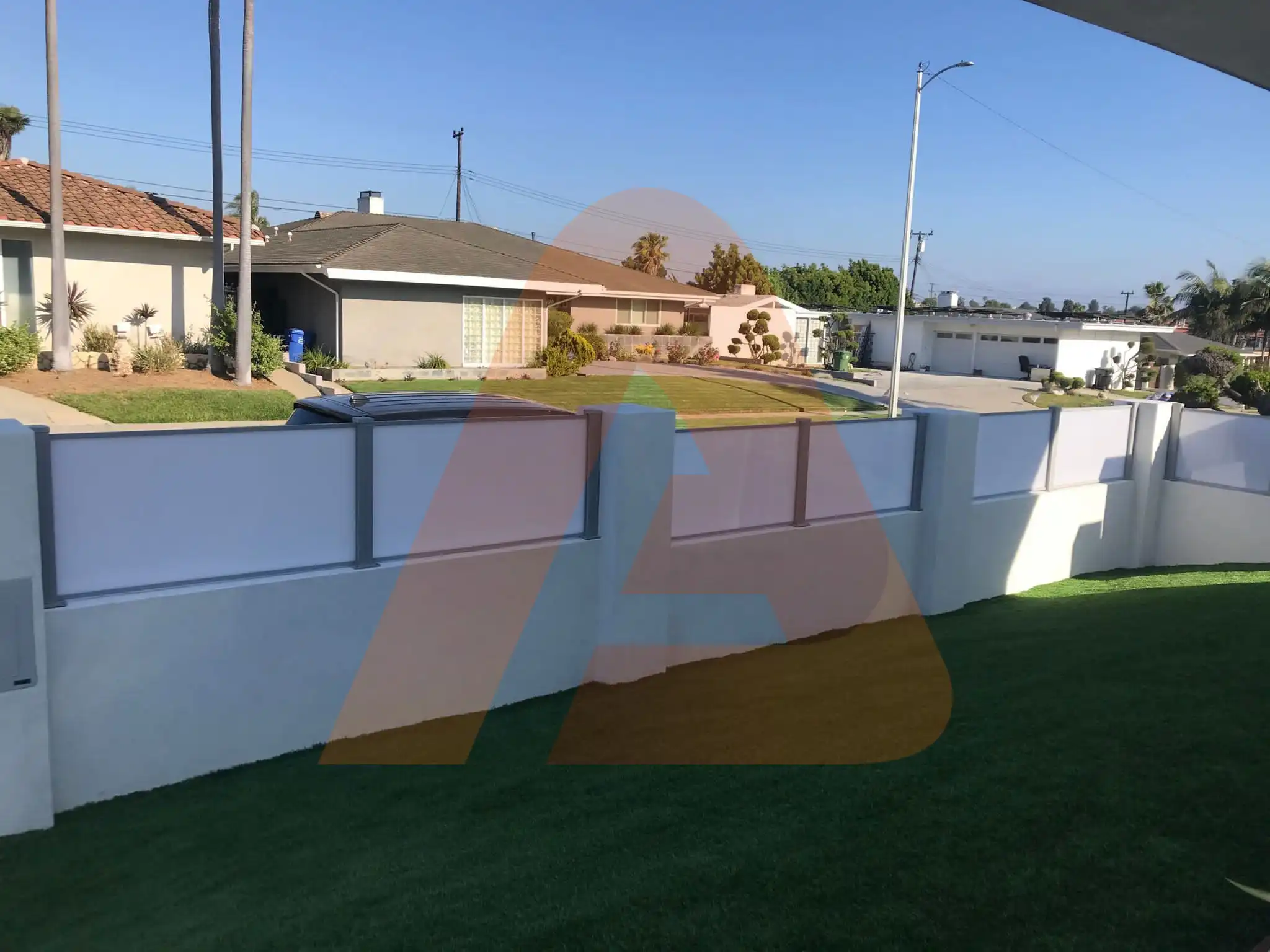 photo 4 2025 02 27 20 16 11 | Aluminum White Vinyl from Aluglobus: The Ultimate Modern Fence Solution | Aluglobusfence.com