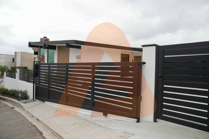 Material Quality | Custom Fence and Gate Profiles for San Mateo Homeowners | Aluglobusfence.com