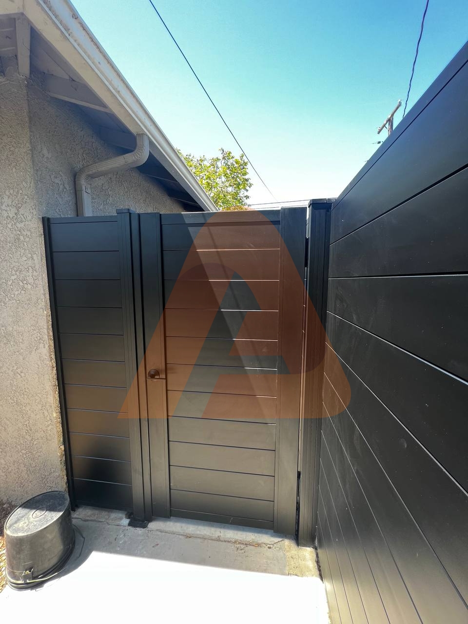 Engineered to Endure Harsh Coastal Conditions | Premium Gate Hardware for Coastal Homes in Orange County | Aluglobusfence.com