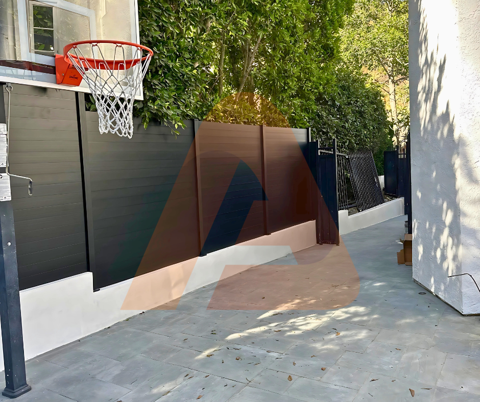 Comparing Aluminum to Alternative Fencing Materials