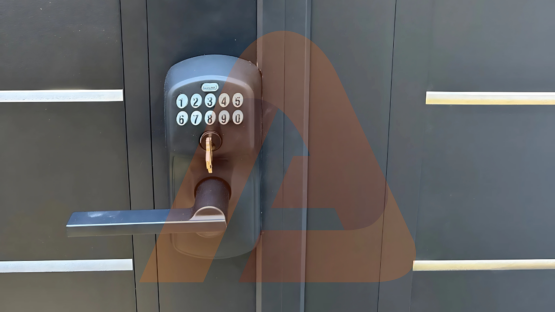 Designing the Perfect Gate with High-Quality Hardware for Santa Monica Homes