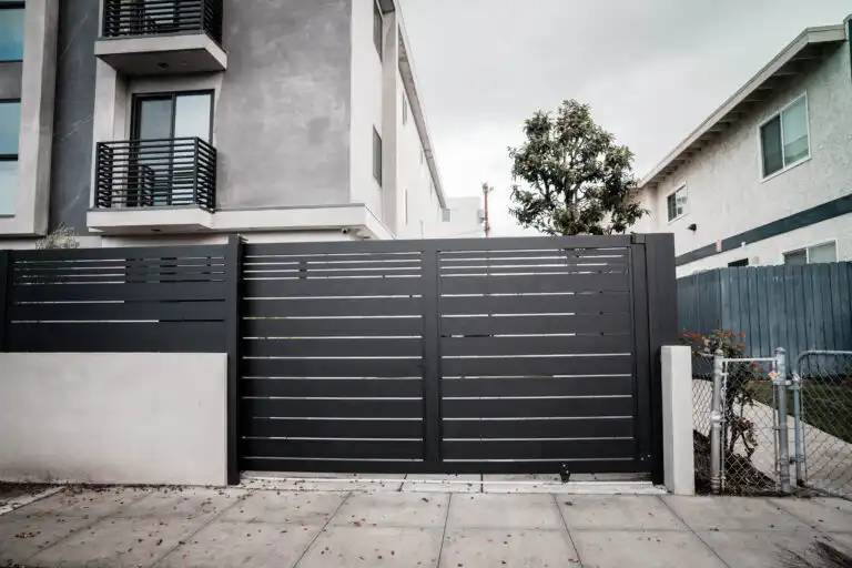 Aluminum Gate