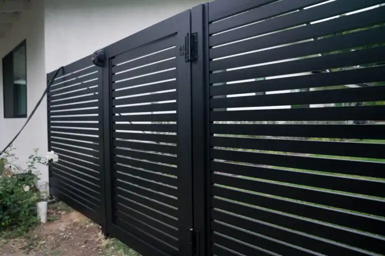 Aluminum Gate 2