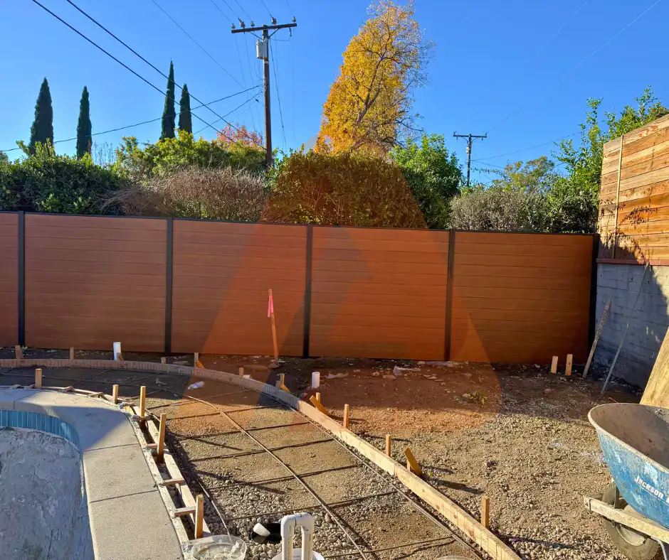 ALU 40 wood grain slat fence project