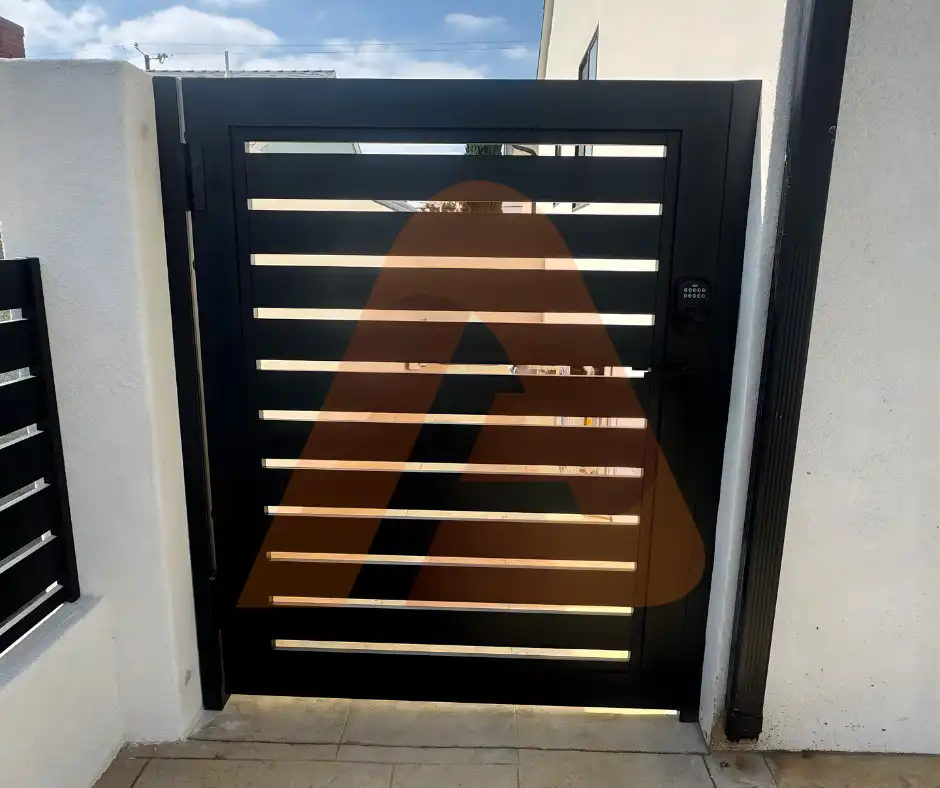 ALU 20 Black 4x6 ft. Universal DIY Pedestrian Gate Kit - Single Swing - GAP 3/8" or 1/2"