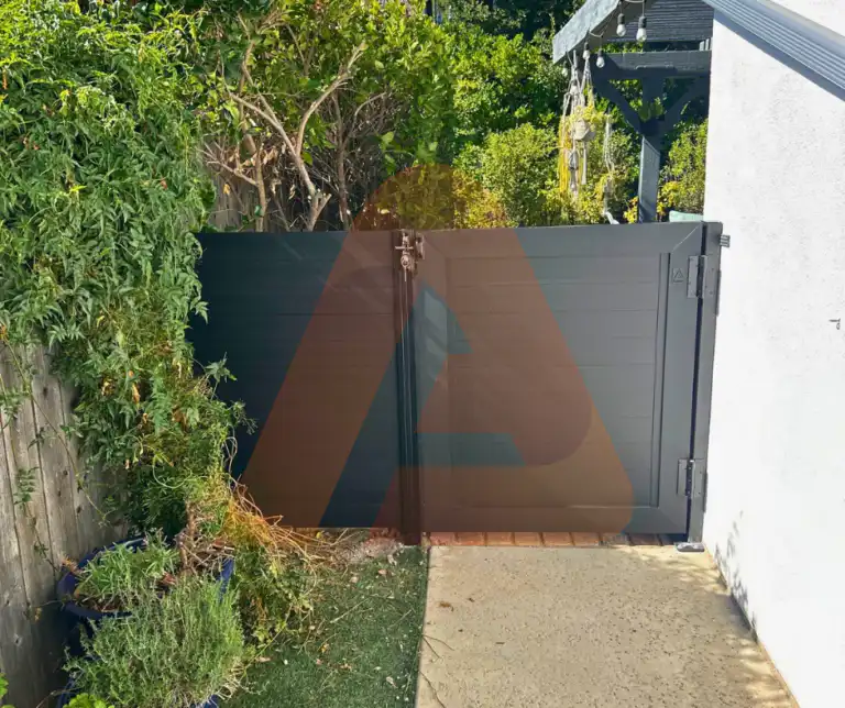 ALU 60 T&G black pedestrian gate installed by Aluglobus Aluminum Systems