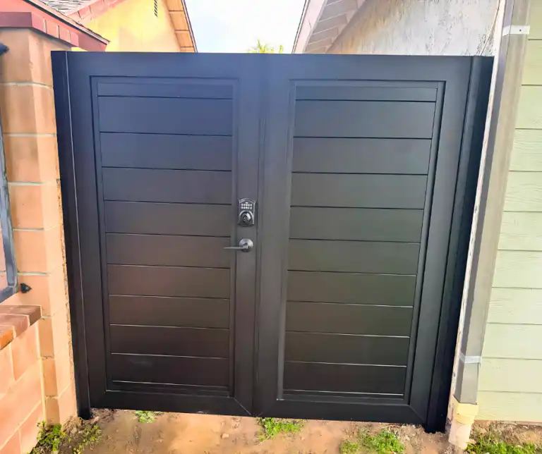 Aluminum Gate 2