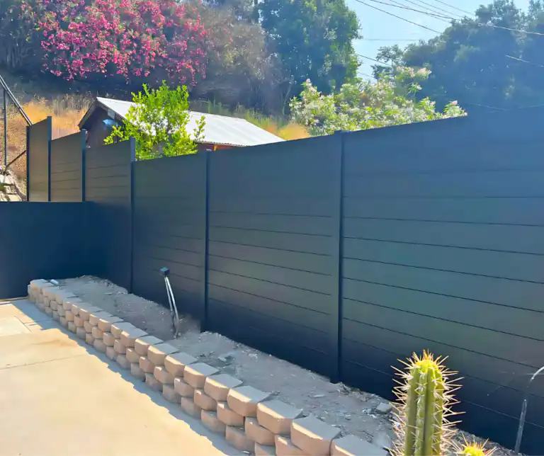 Aluminum Fence Kit Alu50 T&G 6' x 6.3'