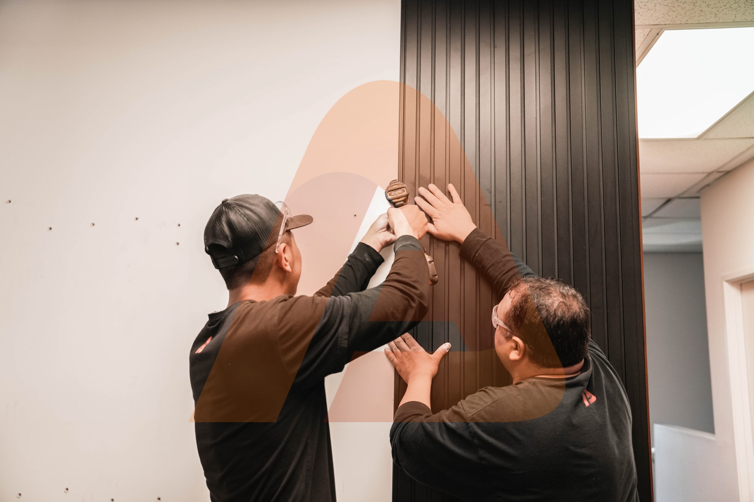 DSC06016 scaled | Alu Cladding Clad100 – Woodgrain Teak (Aluminum Cladding Panels) | Aluglobusfence.com