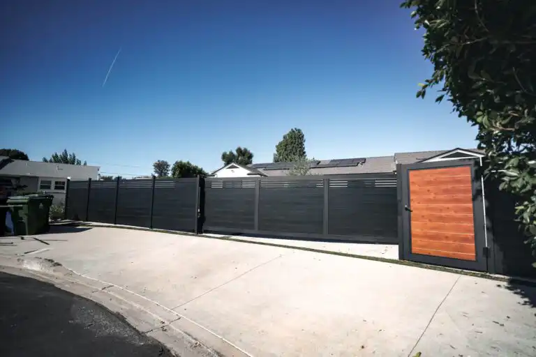 Aluminum Gate 2