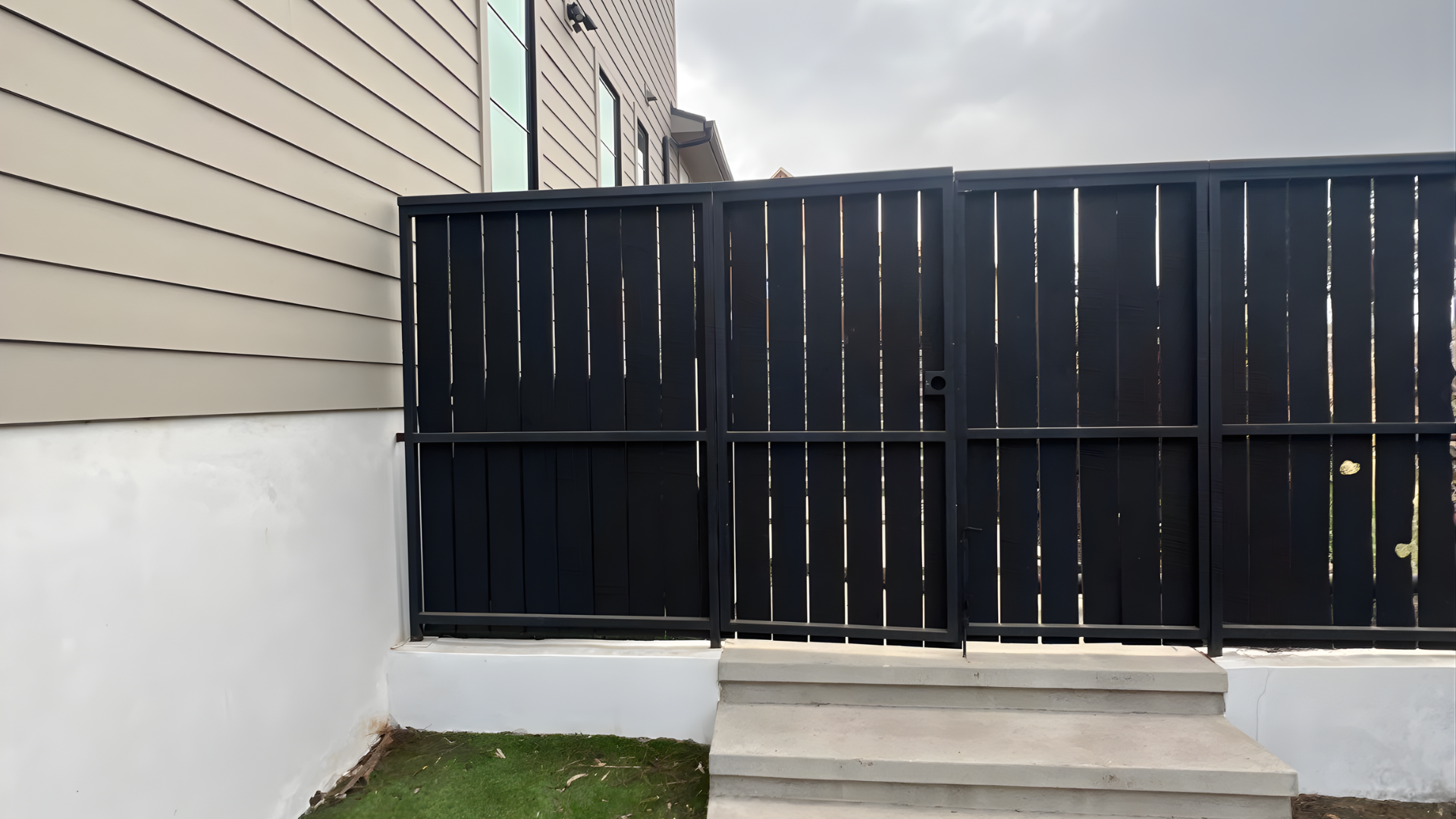 9 | Aluminum Fence & Gate Systems in Hawaii | Aluglobusfence.com