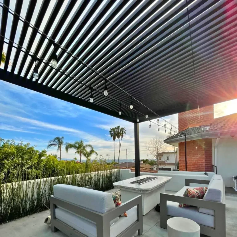 Aluminum slat roof patio cover installed by Aluglobus Aluminum Systems