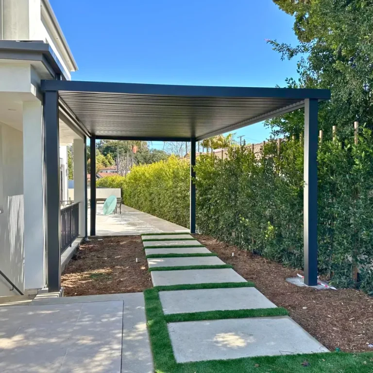 Aluminum slat roof patio cover installed by Aluglobus Aluminum Systems