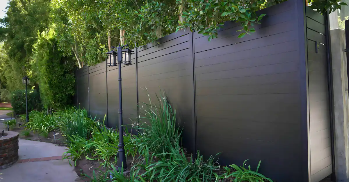 Contemporary Fence Design in California
