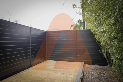 Horizontal Fence Installation in California: Step-by-Step Process, Permits & Typical Costs (2026)