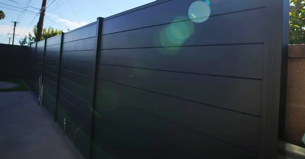 Aluminum Privacy Fencing vs Other Materials