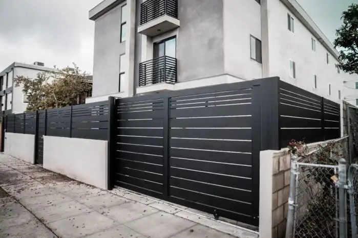 Commercial scale gates and industrial use