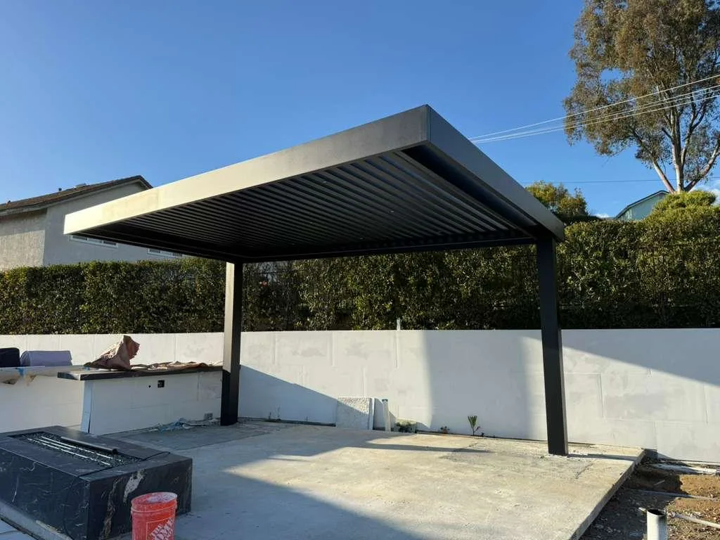 Cantilever patio cover
