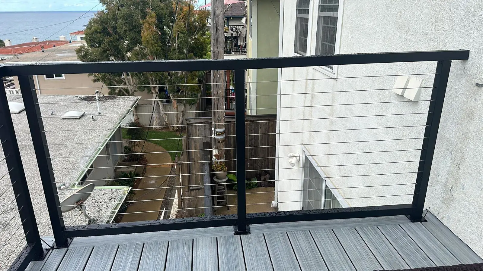 Black cable railing