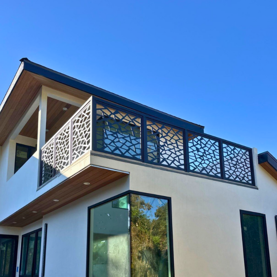 Aluminum railing design