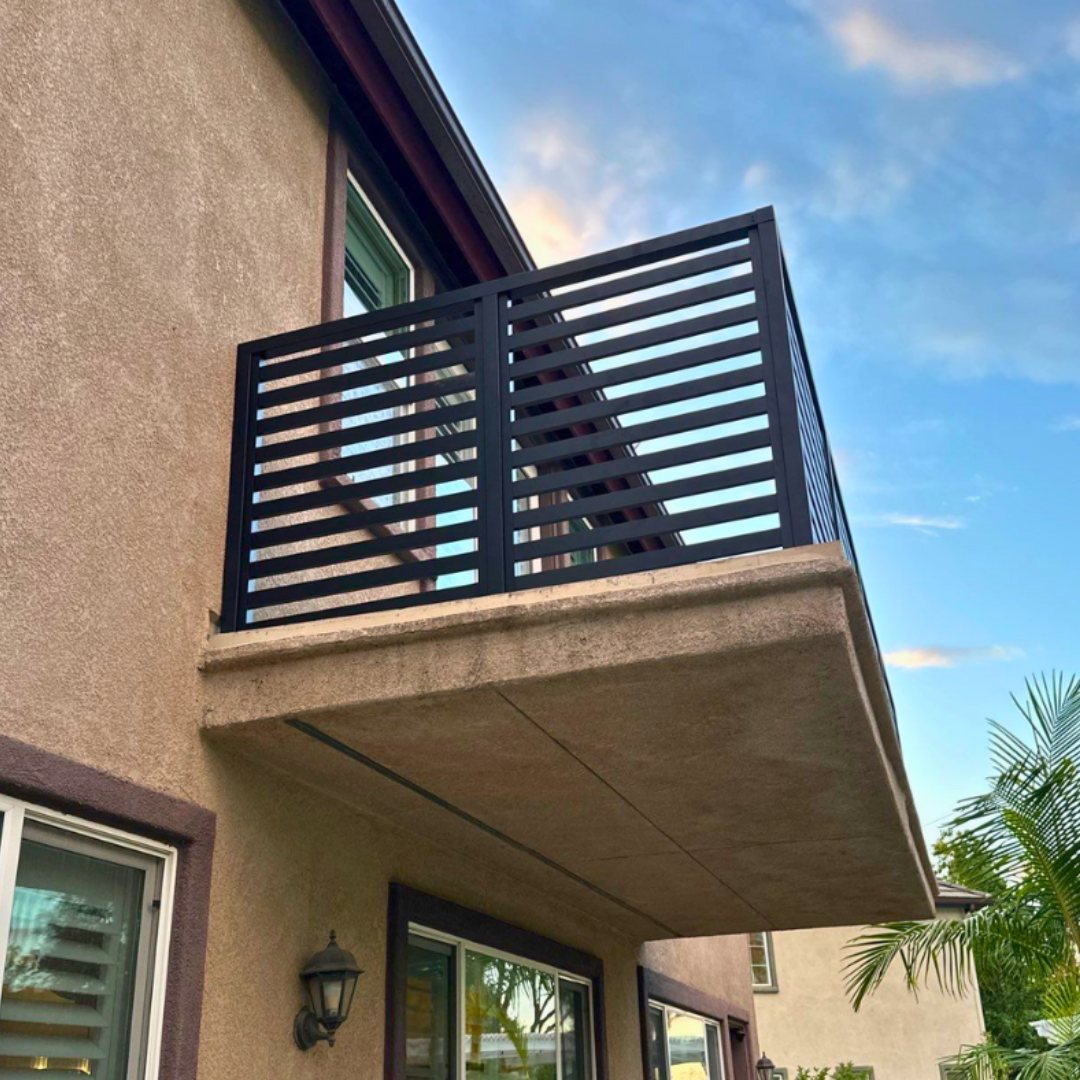 Residential aluminum railing