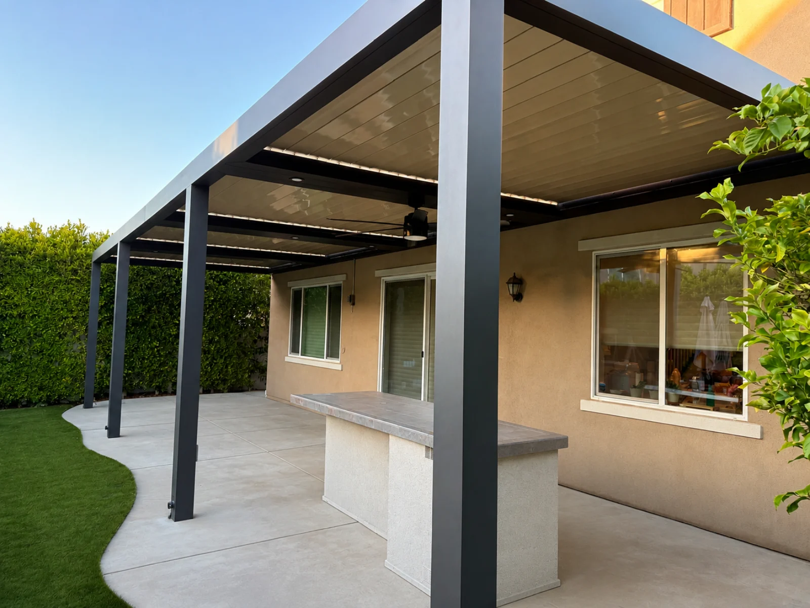 Automatic louver pergola structure highlighting aluminum beam post and roof integration