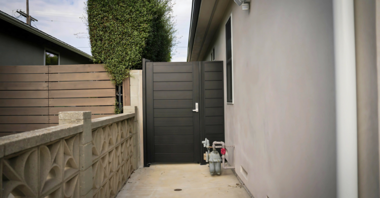 Aluminum Gate Frames: Complete Guide to Heavy-Duty, Swing, Sliding, Privacy & Automated Gates