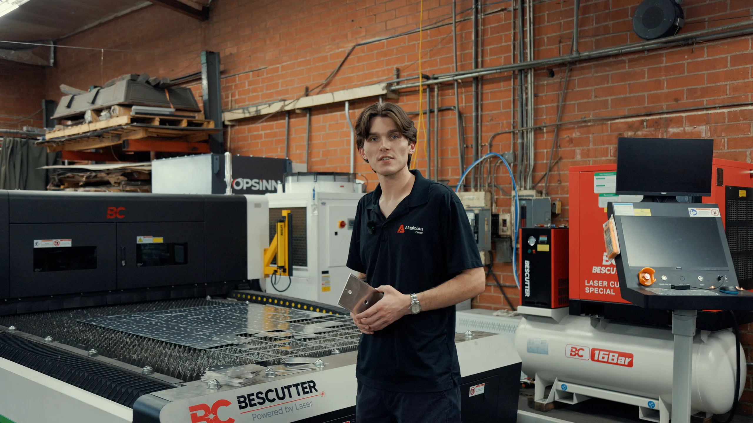 Precision laser cutting of aluminum sheet into mounting plates and brackets in the Aluglobus machine shop
