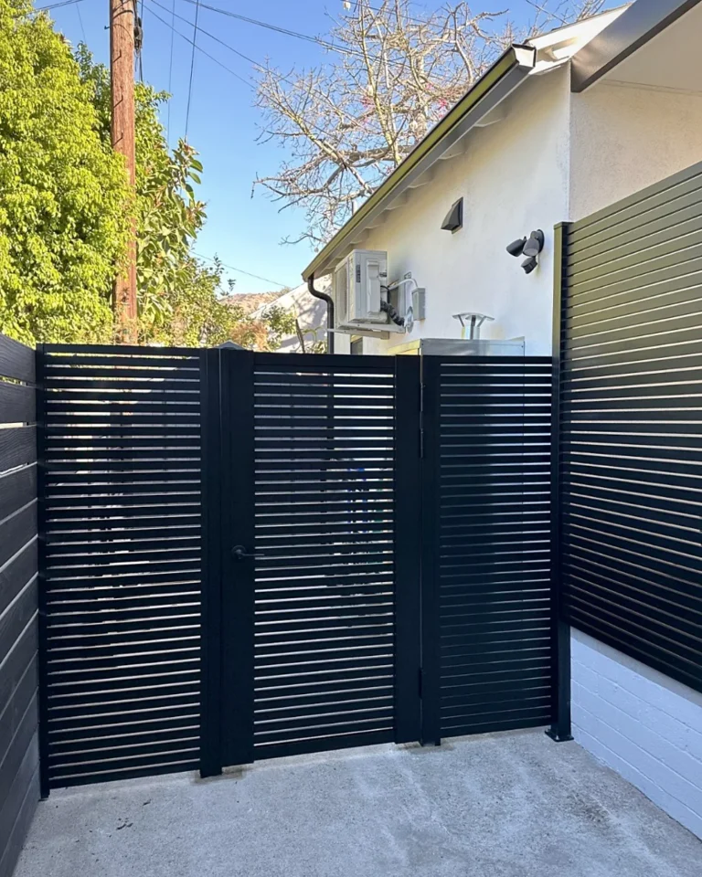 ALU20 black gate with matching ALU20 fence panels