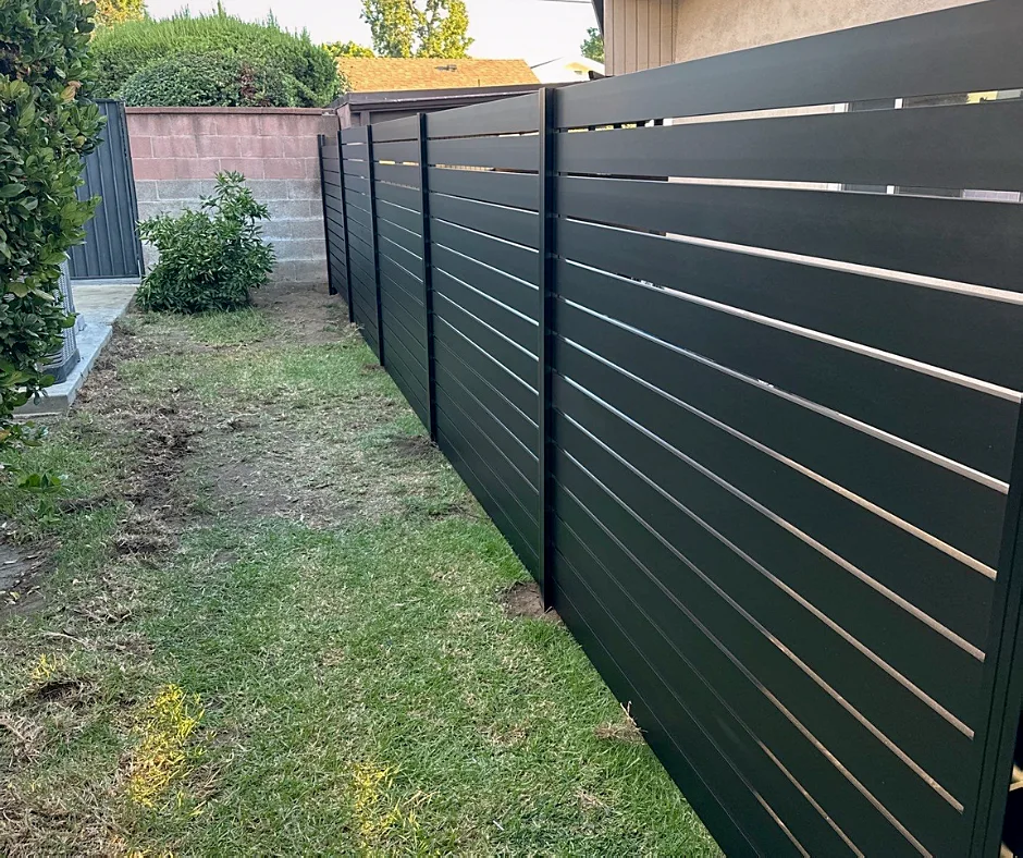 Aluglobus ALU40 aluminum fence
