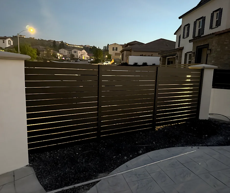 Aluglobus ALU40 aluminum fence