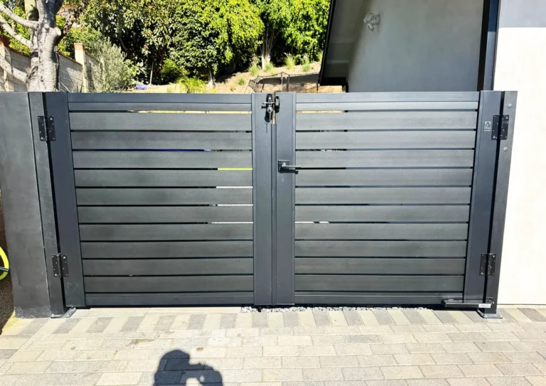 Black ALU40 double gate on pavers