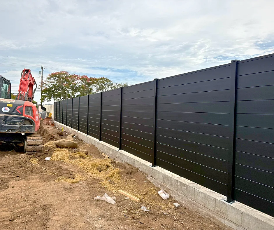 Aluglobus ALU50/60 T&G aluminum privacy fence