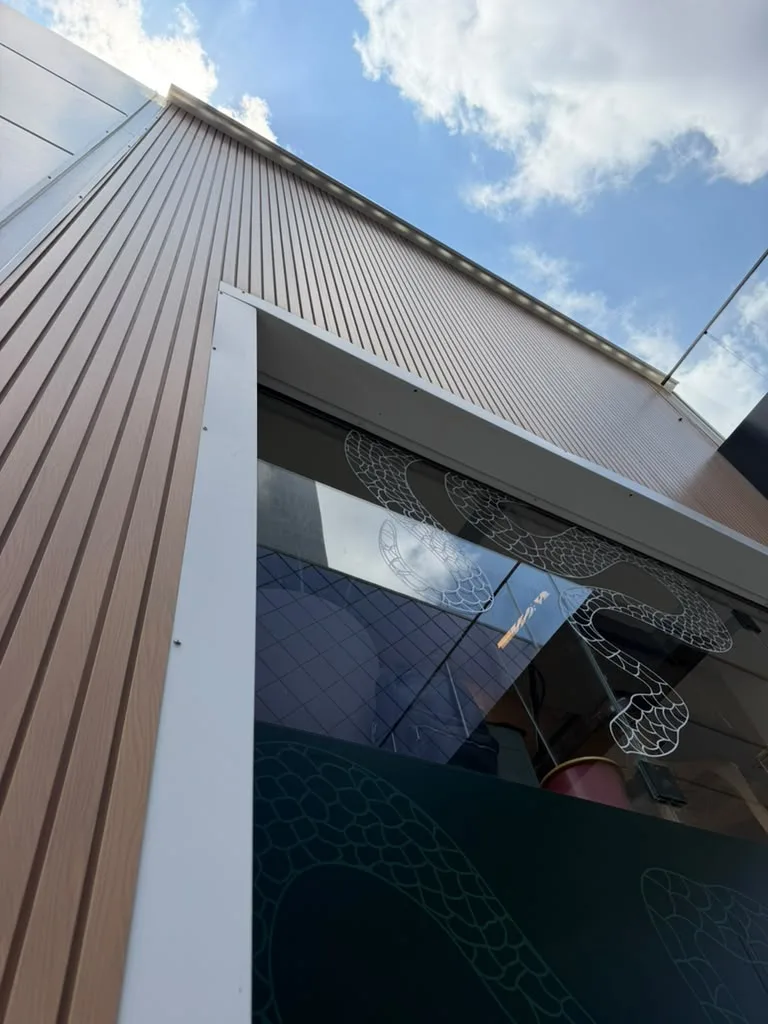 Woodgrain aluminum cladding facade detail