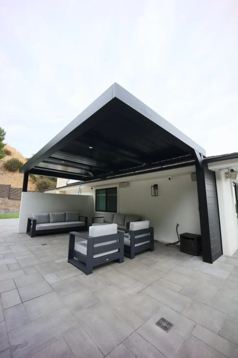 Burbank louvered patio cover, vertical view