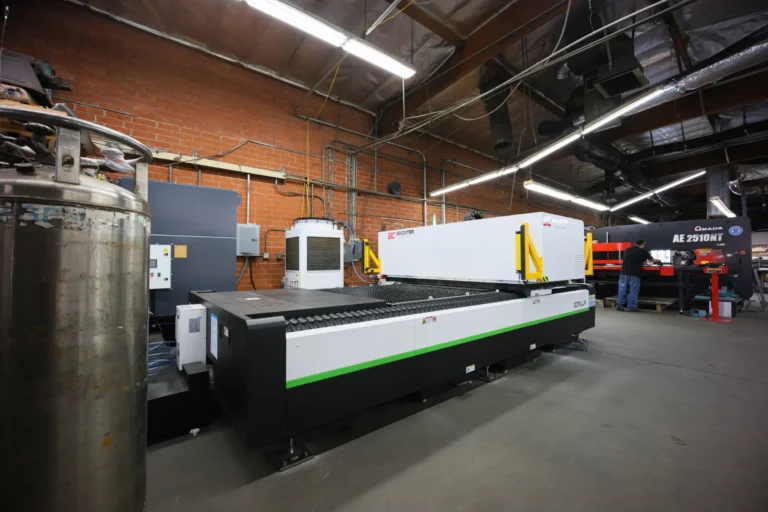 Inside the Aluglobus fabrication shop
